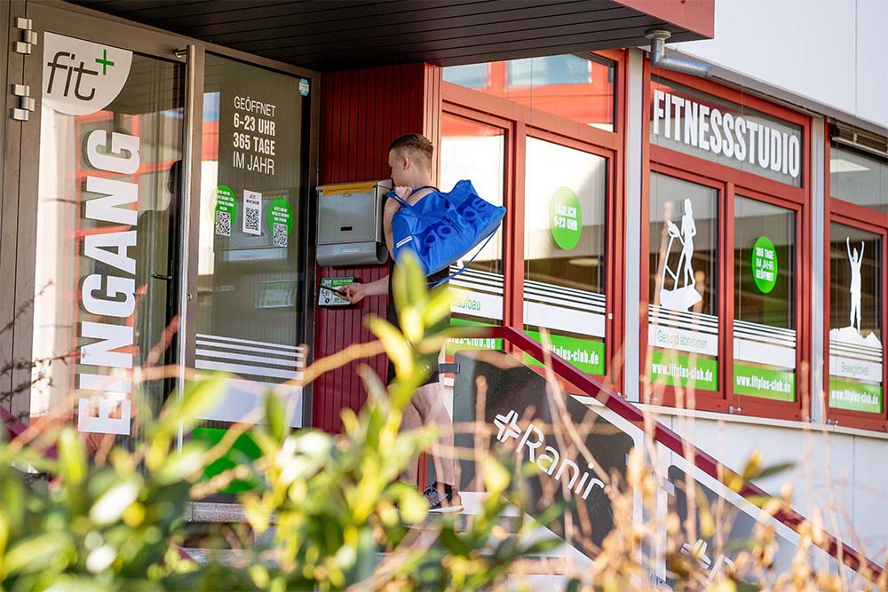 fitplus_Schoenau_Eingang